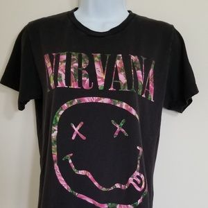 Nirvana retro band tee with graphics size M
